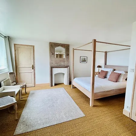 Château Des Fougères Sur * Trouville-sur-Mer