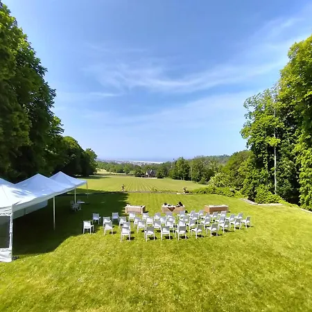 Chateau Des Fougeres Sur Villa