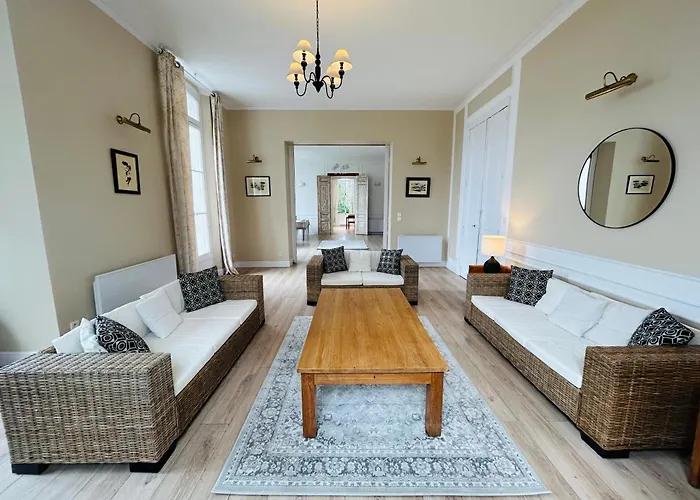 Willa Chateau Des Fougeres Sur *