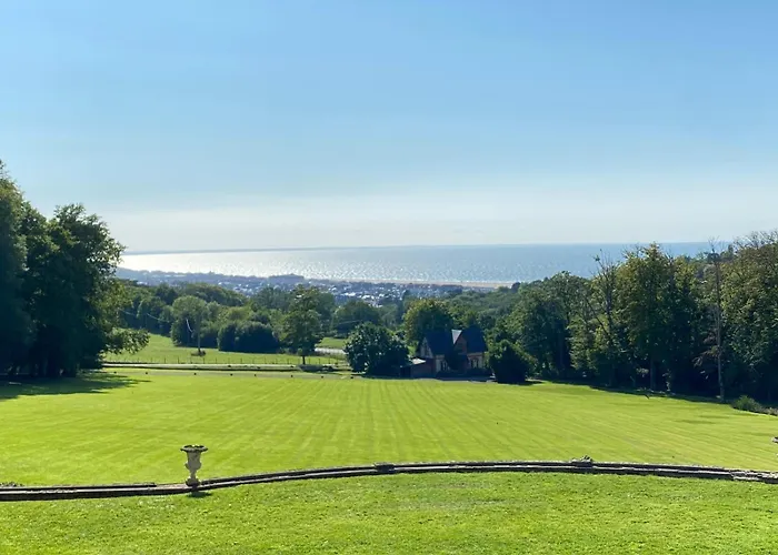 Chateau Des Fougeres Sur Trouville-sur-Mer