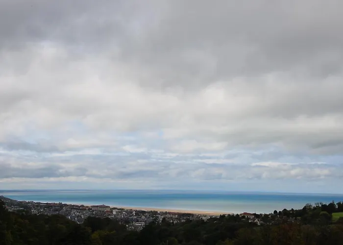 Chateau Des Fougeres Sur