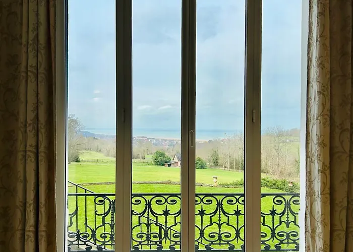 Chateau Des Fougeres Sur * Trouville-sur-Mer