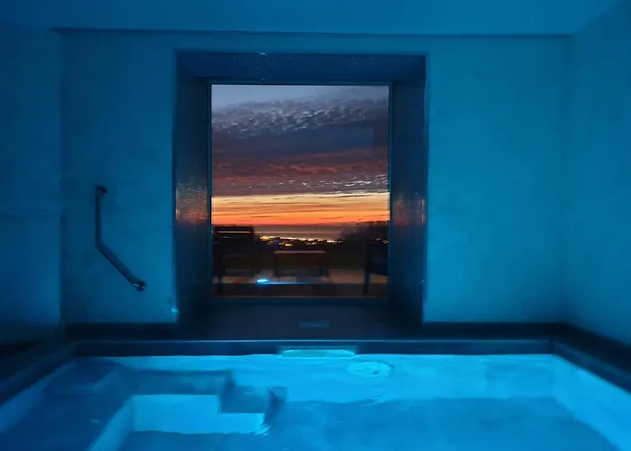 Chateau Des Fougeres Sur *